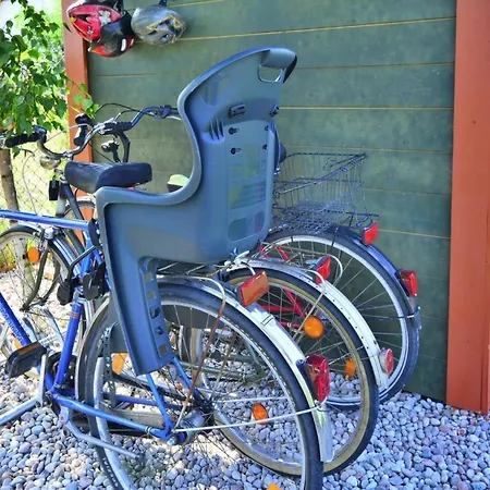 Comfortable Homes, Garden, Playground Prázdninový dům Sarbinowo