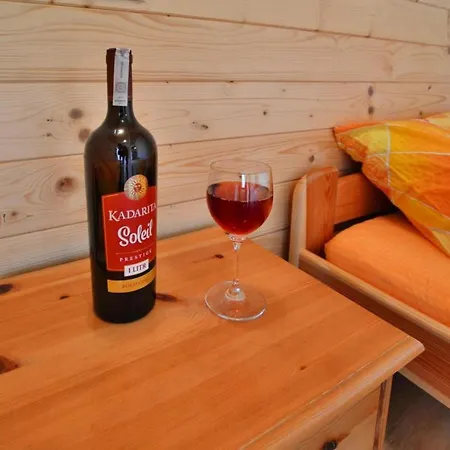 Comfortable Homes, Garden, Playground Prázdninový dům *