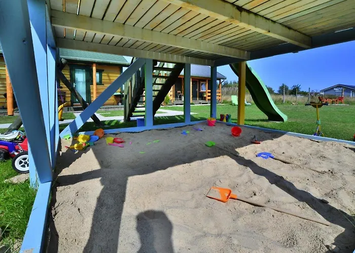 Comfortable Homes, Garden, Playground Prázdninový dům *