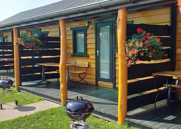 Comfortable Homes, Garden, Playground Prázdninový dům Sarbinowo